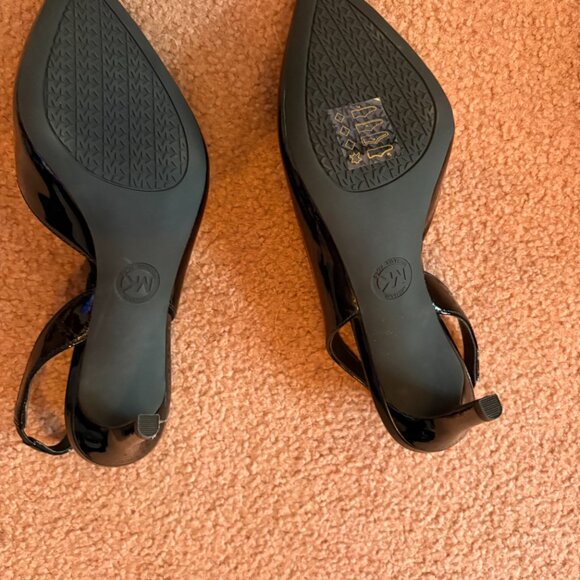 Michael Kors brand New shoes - Picture 2 of 3